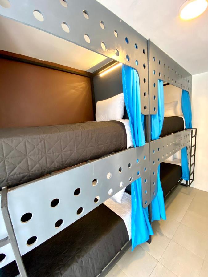Roomies Hostel Reforma-El Angel 멕시코 시 외부 사진