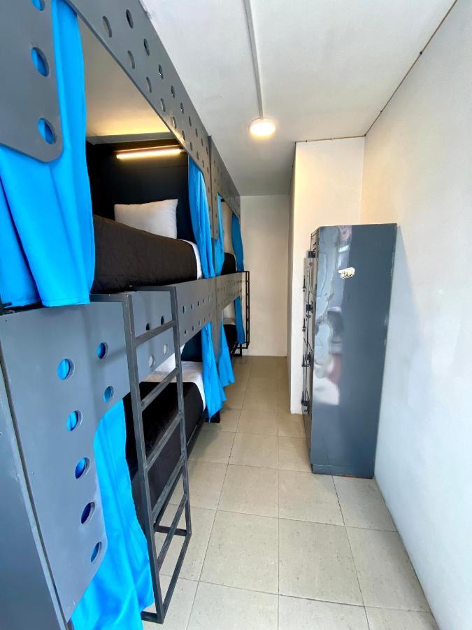 Roomies Hostel Reforma-El Angel 멕시코 시 외부 사진