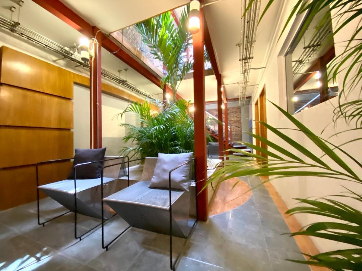 Roomies Hostel Reforma-El Angel 멕시코 시 외부 사진