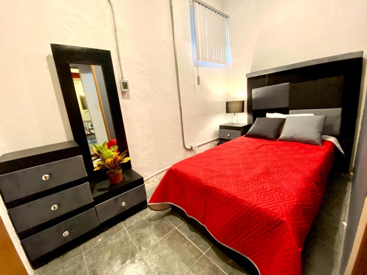 Roomies Hostel Reforma-El Angel 멕시코 시 외부 사진