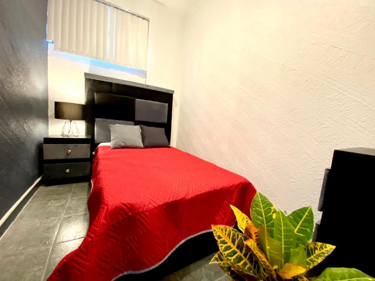Roomies Hostel Reforma-El Angel 멕시코 시 외부 사진